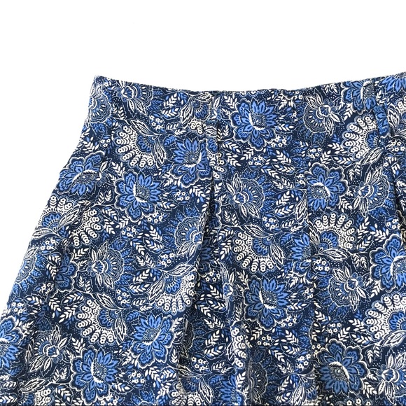 Socialite Blue High Waist Paisley Short Culottes - Picture 7 of 8